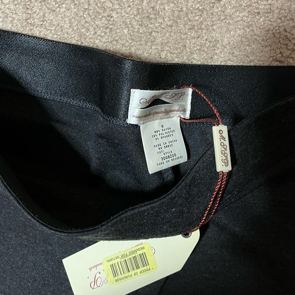 Max Studio NEW Charcoal Leggings - Picture 3 of 4